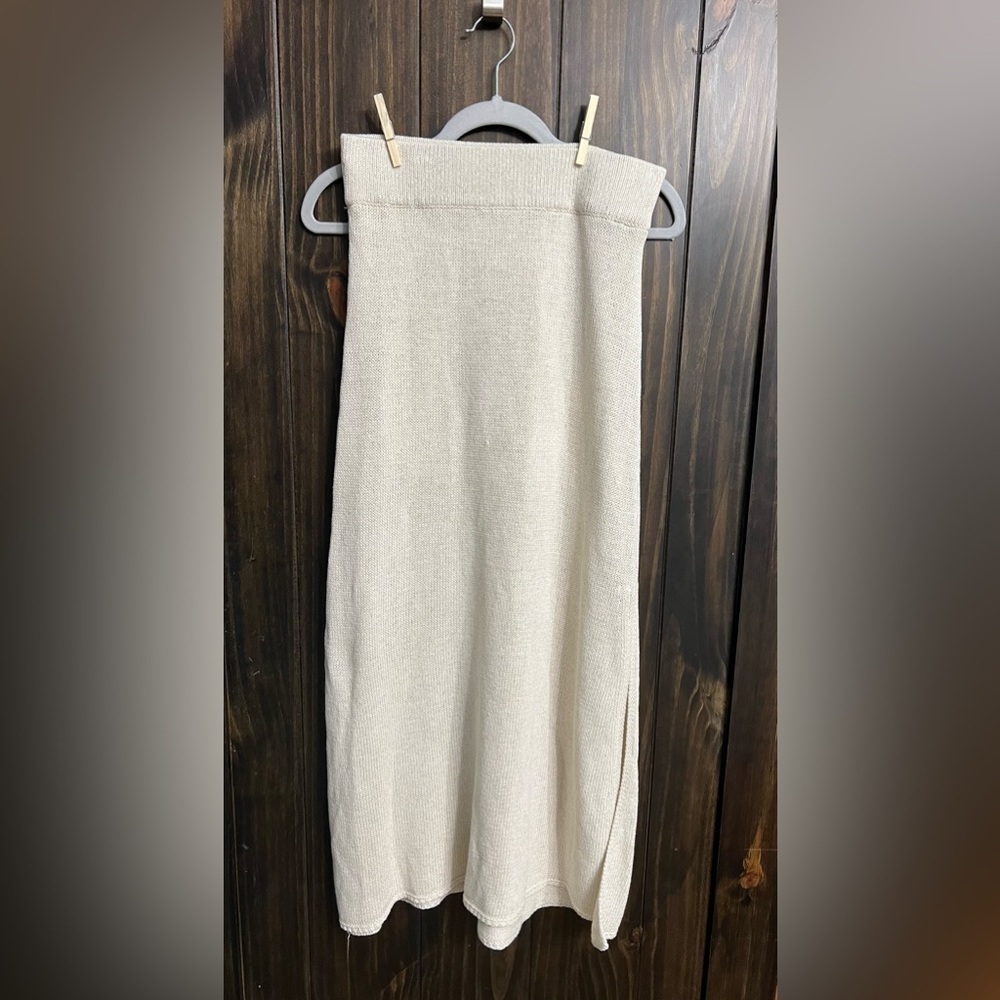 MOD REF with woven skirt in cream-Size: Small - Picture 3 of 8